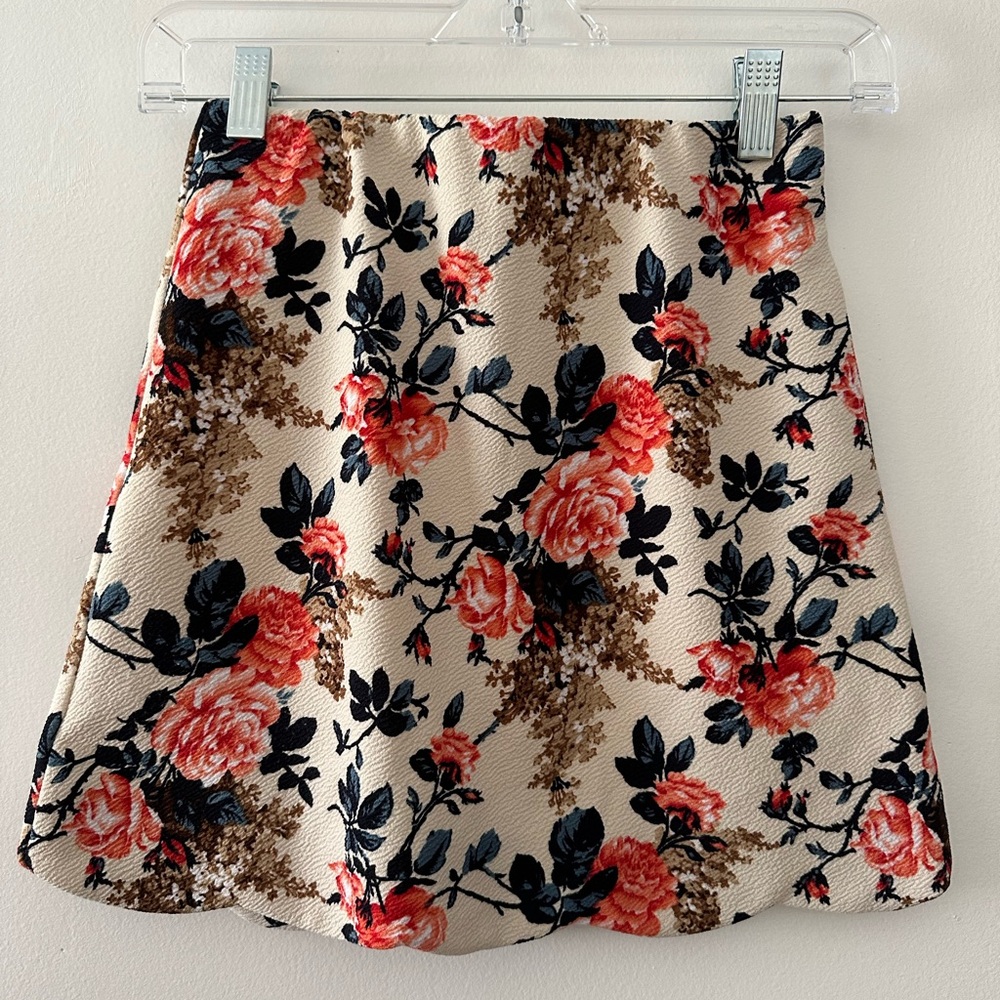 SALE: Floral A line skirt scalloped hem